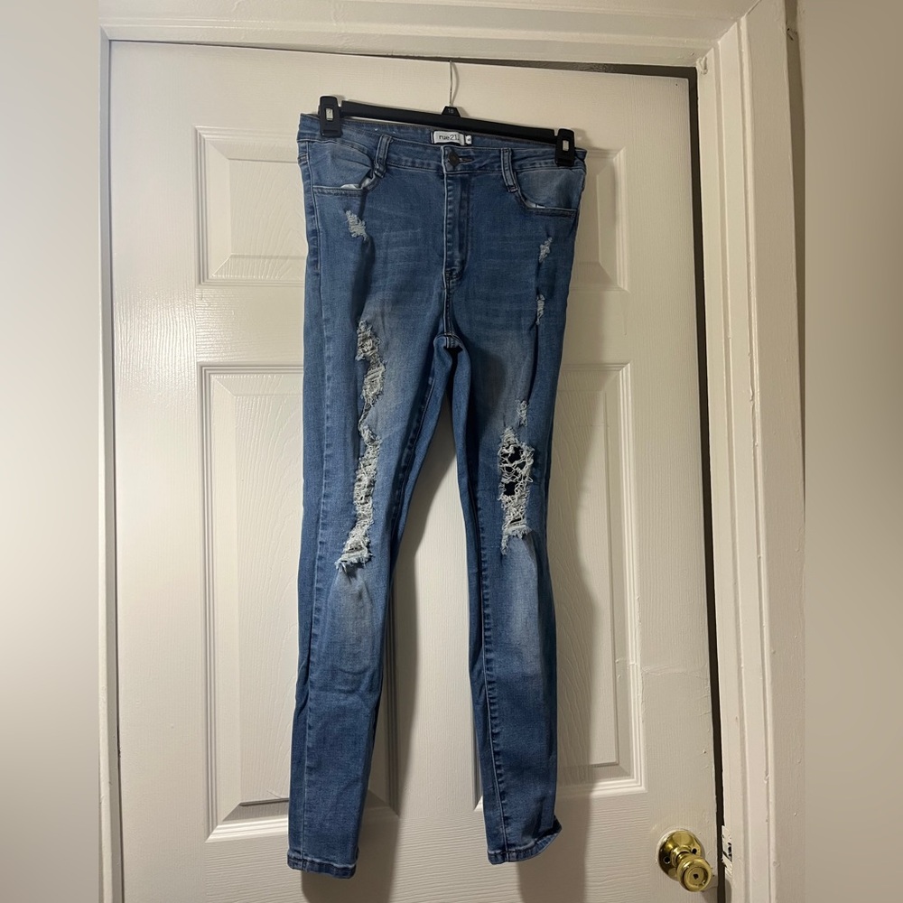 Rue21‎ Light Blue Distressed Skinny Jeans